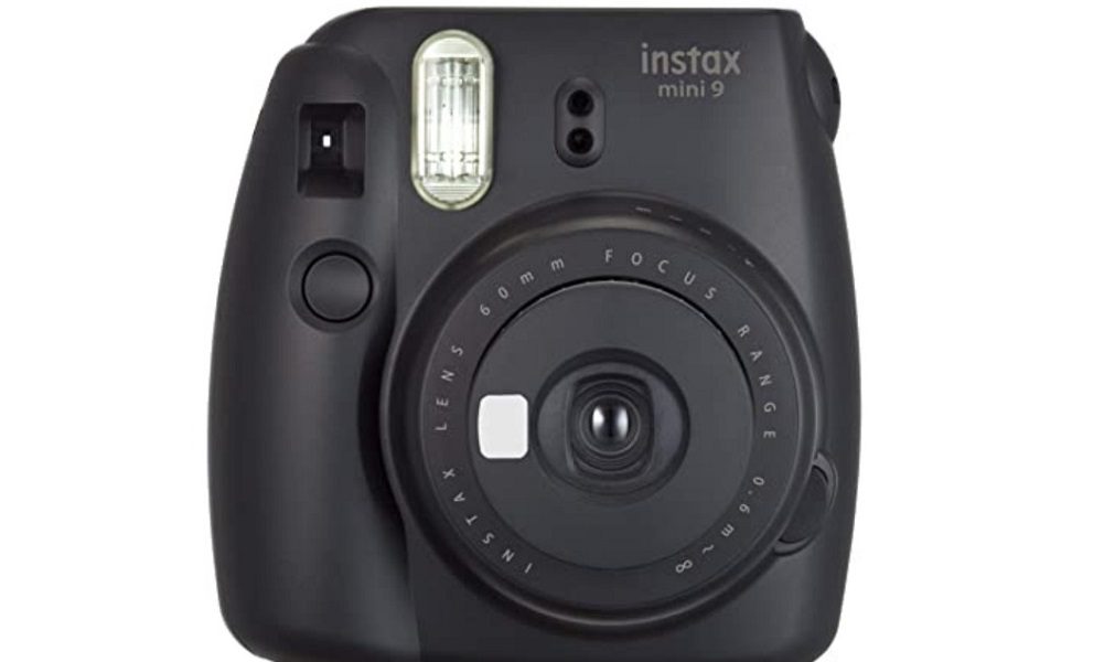 If you are one of the people that would love to see your image printed on a card instantly, you might be considering the latest Fujifilm Instax Mini 9 as it is one of the best camera for travellers in 2021