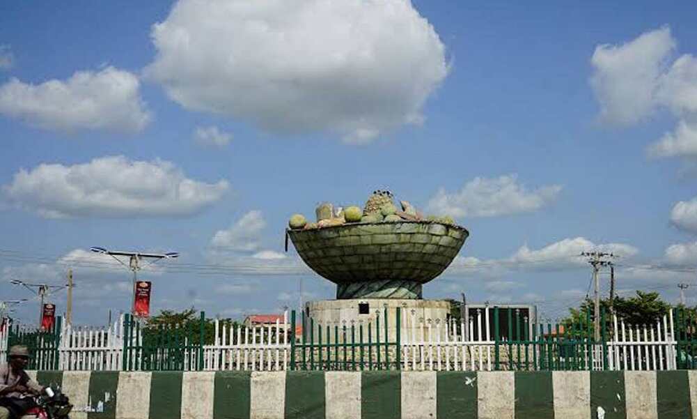 The Wurukum Food Basket Roundabout in Markudi 